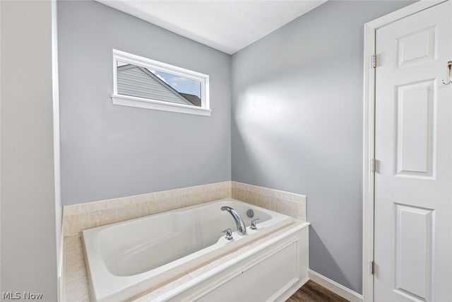38524 Terrell Drive, North Ridgeville, OH 44039