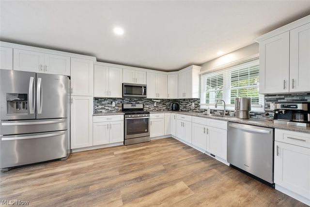 38524 Terrell Drive, North Ridgeville, OH 44039