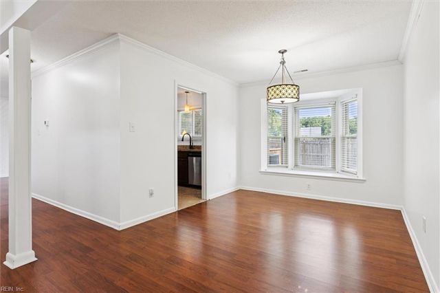 722 Longleaf Ln, Newport News, VA 23608