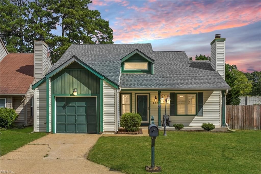 722 Longleaf Ln, Newport News, VA 23608