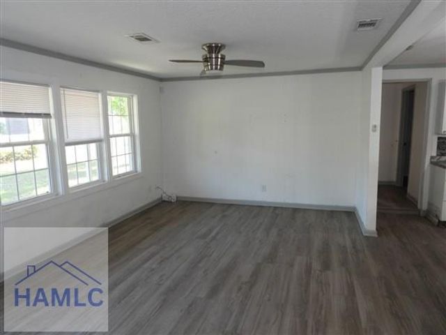 615 Olive Street, Hinesville, GA 31313