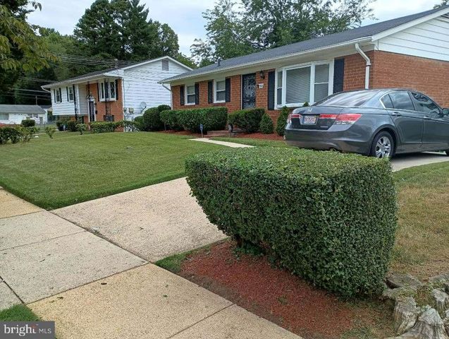 7303 HASTINGS DR, Capitol Heights, MD 20743