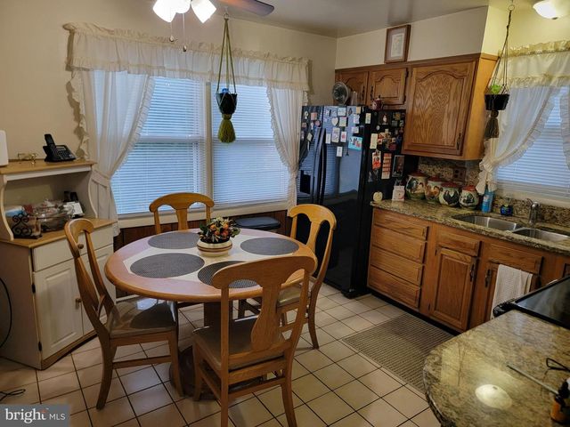 7303 HASTINGS DR, Capitol Heights, MD 20743