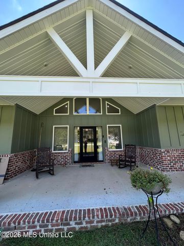 18345 Ironwood Trail, Biloxi, MS 39532