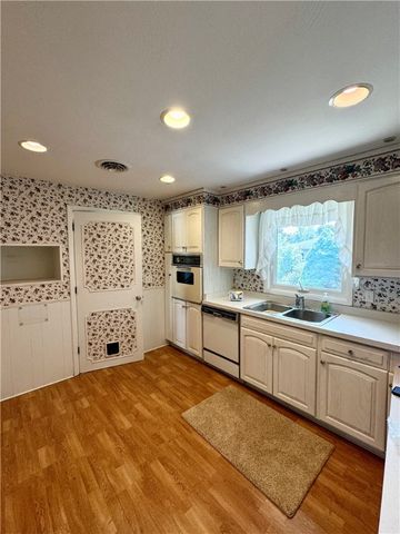 42 Sing Sing Road, Big Flats, NY 14845