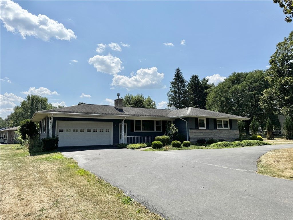 42 Sing Sing Road, Big Flats, NY 14845