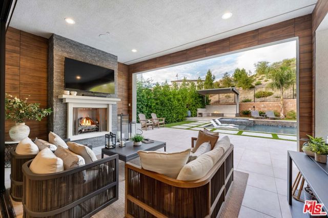 20741 W Deer Grass Court, Porter Ranch (los Angeles), CA 91326