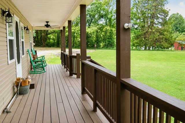 6866 Cuba Landing Rd, Waverly, TN 37185