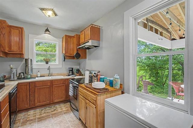 1002 Raccoon Ridge NE, Ranger, GA 30734
