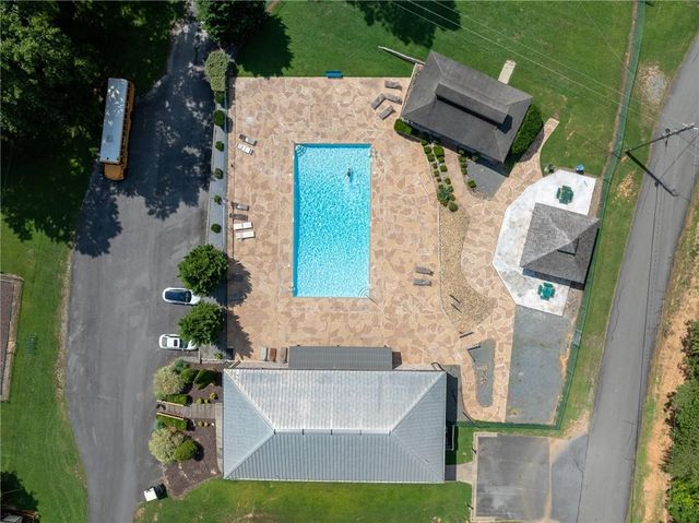 1002 Raccoon Ridge NE, Ranger, GA 30734