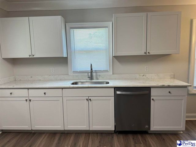 712-B Cherokee Rd, Florence, SC 29501