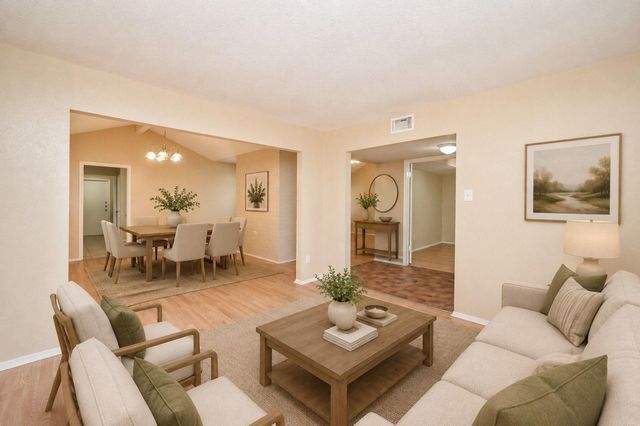 4218 Bridledon Lane, Houston, TX 77014