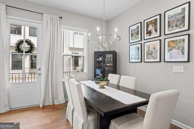 119 Chestnut Circle, Atlanta, GA 30342
