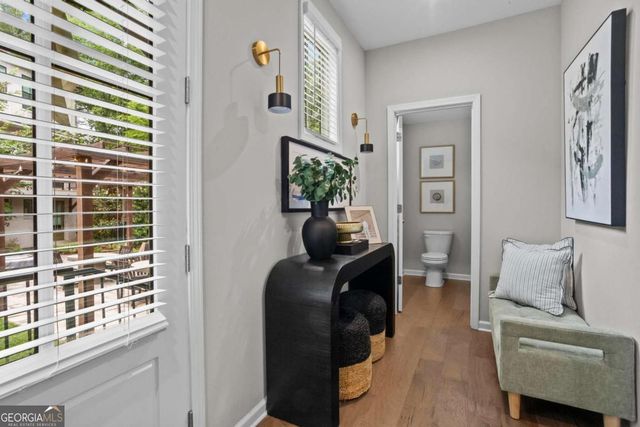 119 Chestnut Circle, Atlanta, GA 30342