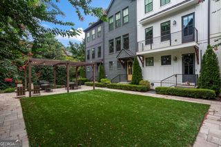 119 Chestnut Circle, Atlanta, GA 30342