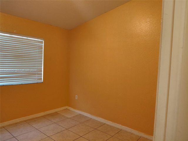 83 NE 13th Ave 15, Homestead, FL 33033