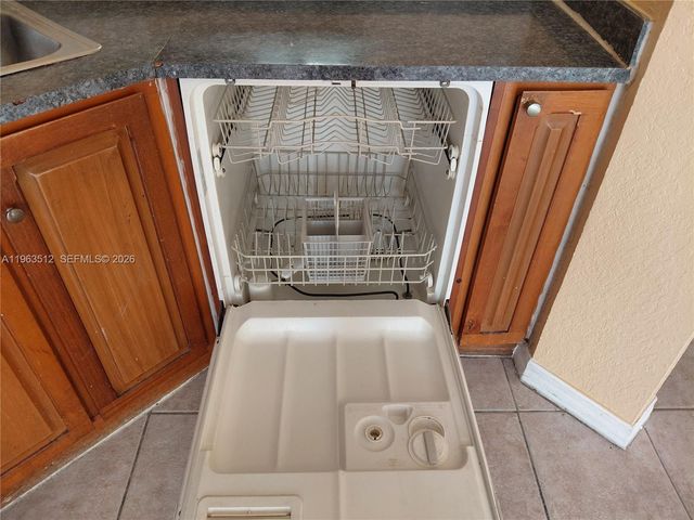 83 NE 13th Ave 15, Homestead, FL 33033