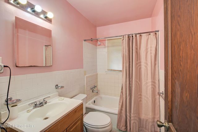 429 N 44th St, Louisville, KY 40212