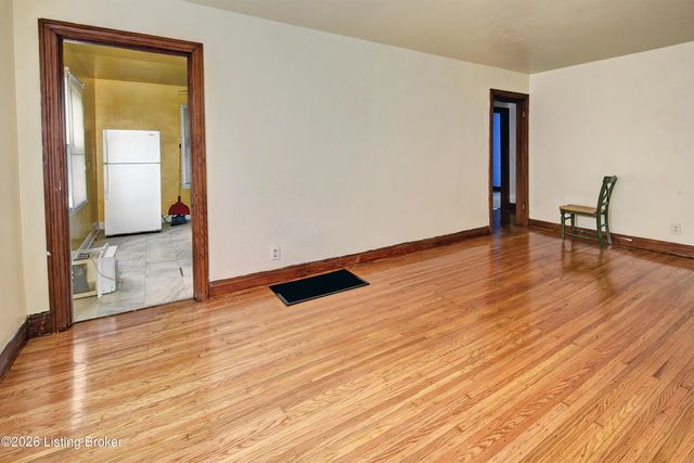 429 N 44th St, Louisville, KY 40212