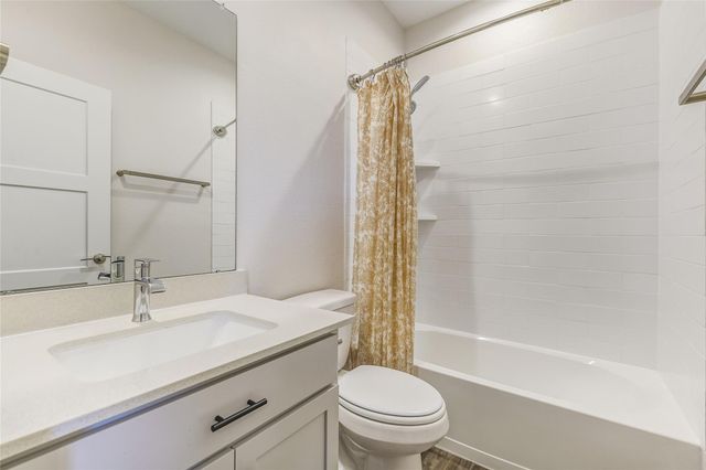 136 Eliana Shores Drive, Katy, TX 77493