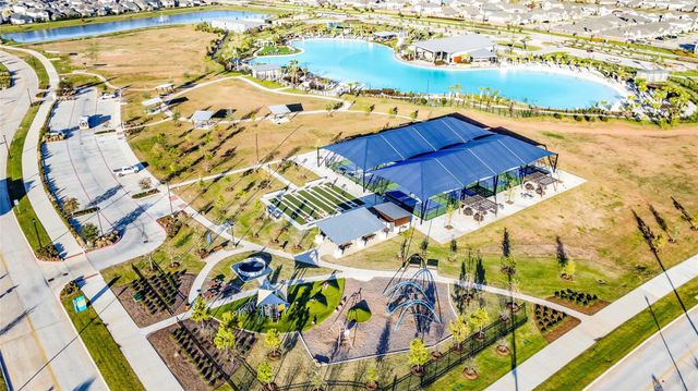 136 Eliana Shores Drive, Katy, TX 77493