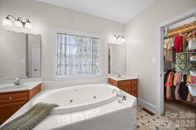 1100 Legacy Lake Drive, Monroe, NC 28110