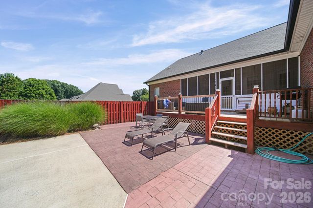 1100 Legacy Lake Drive, Monroe, NC 28110