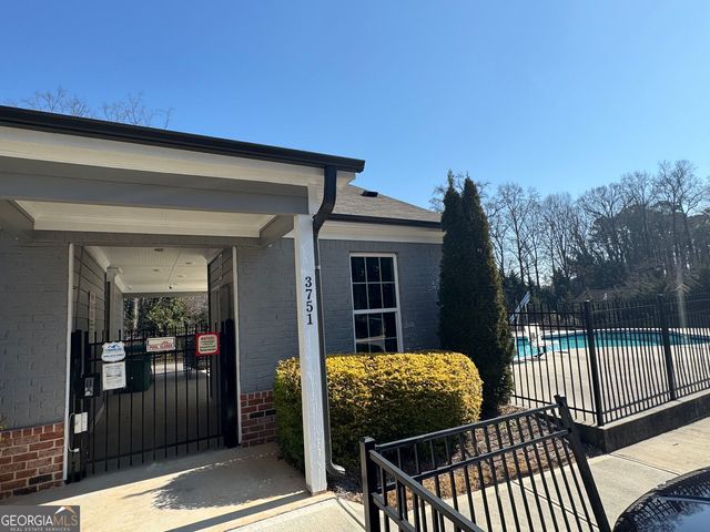 3805 Oxford Circle, Doraville, GA 30340