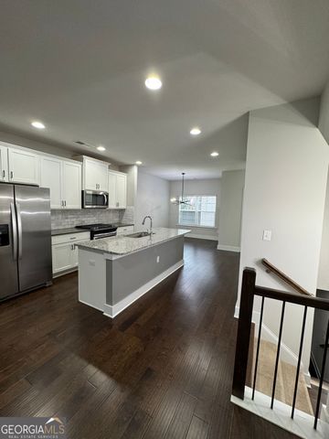 3805 Oxford Circle, Doraville, GA 30340