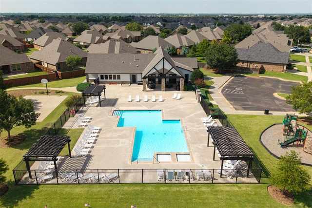 6101 NW 153rd Street, Edmond, OK 73013
