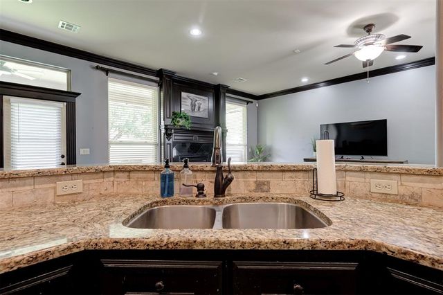 6101 NW 153rd Street, Edmond, OK 73013