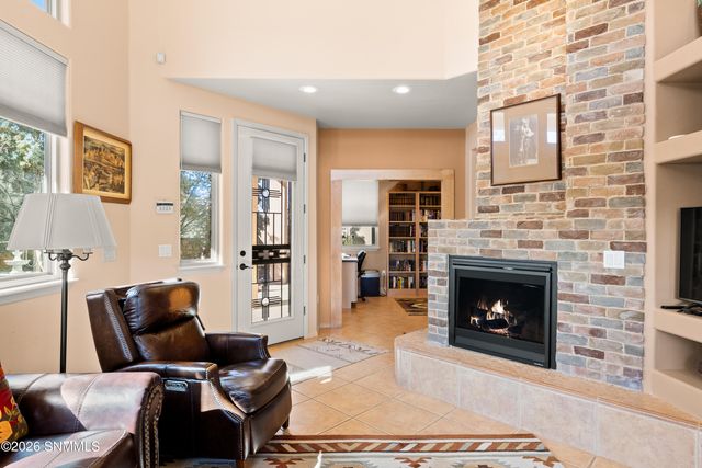 1704 Boulders Drive, Las Cruces, NM 88011