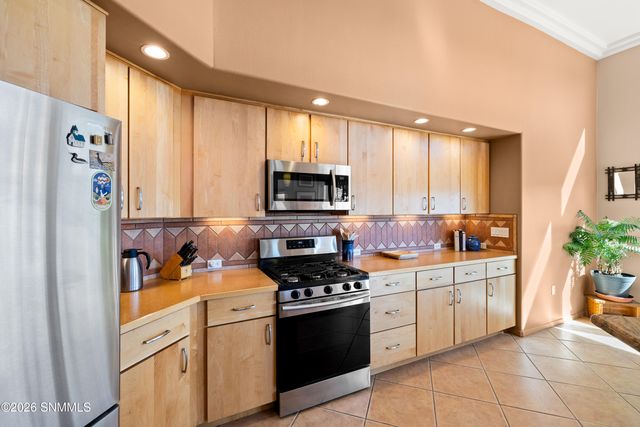 1704 Boulders Drive, Las Cruces, NM 88011