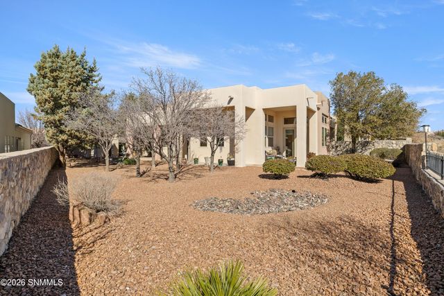 1704 Boulders Drive, Las Cruces, NM 88011