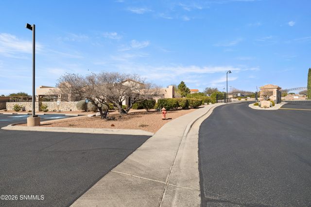 1704 Boulders Drive, Las Cruces, NM 88011