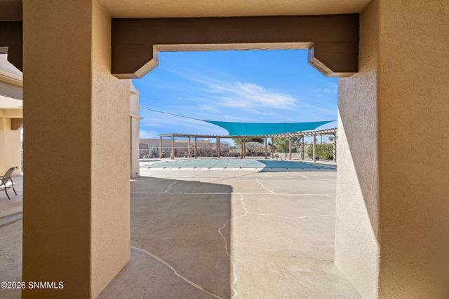 1704 Boulders Drive, Las Cruces, NM 88011