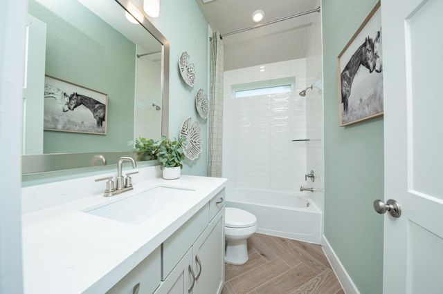 11110 Bluebonnet Prairie Lane, Iowa Colony, TX 77583