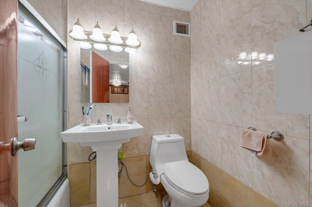 61-20 Grand Central Parkway A307, Forest Hills, NY 11375