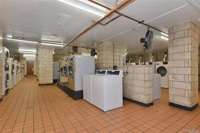 61-20 Grand Central Parkway A307, Forest Hills, NY 11375