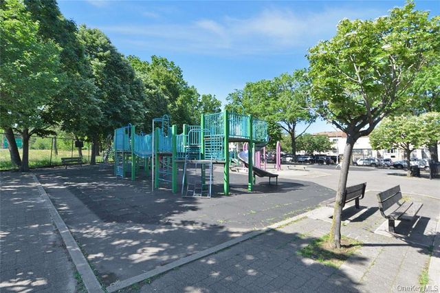 61-20 Grand Central Parkway A307, Forest Hills, NY 11375