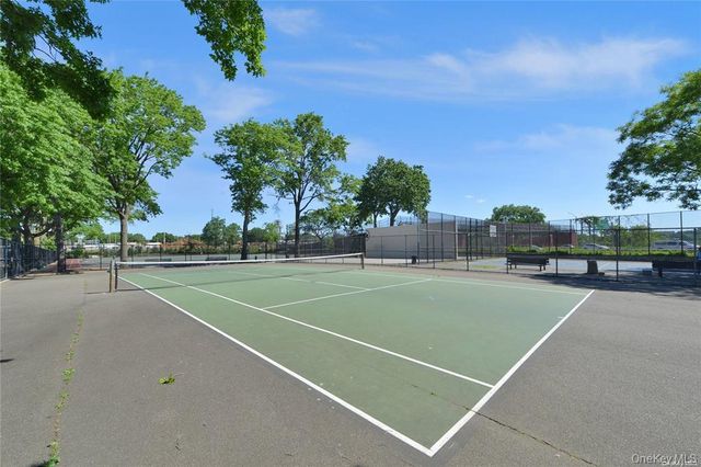 61-20 Grand Central Parkway A307, Forest Hills, NY 11375