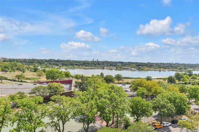 61-20 Grand Central Parkway A307, Forest Hills, NY 11375