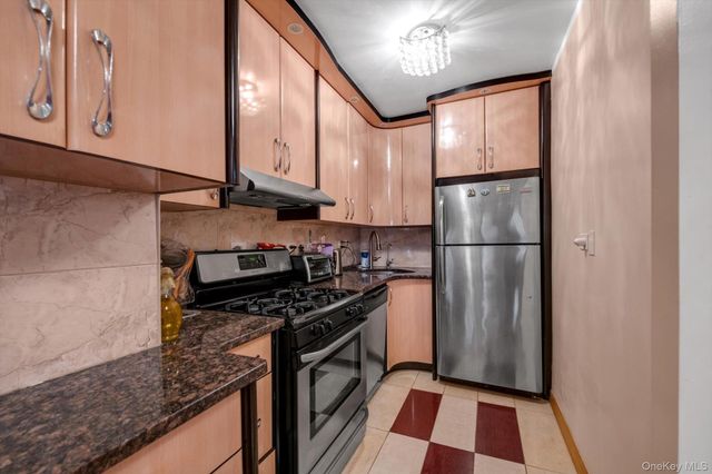 61-20 Grand Central Parkway A307, Forest Hills, NY 11375