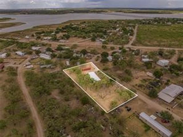 792 County Road 310, Breckenridge, TX 76424