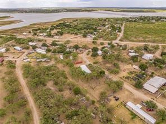 792 County Road 310, Breckenridge, TX 76424