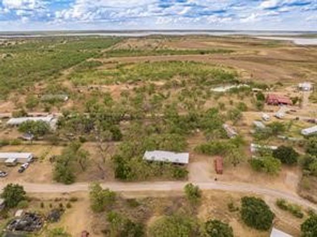 792 County Road 310, Breckenridge, TX 76424