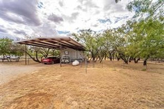 792 County Road 310, Breckenridge, TX 76424