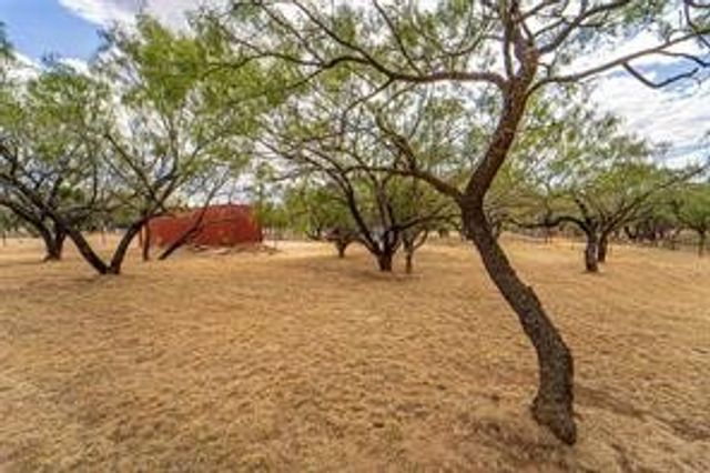 792 County Road 310, Breckenridge, TX 76424