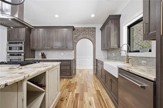 16 Mountain Creek Trail NE, Fairmount, GA 30139