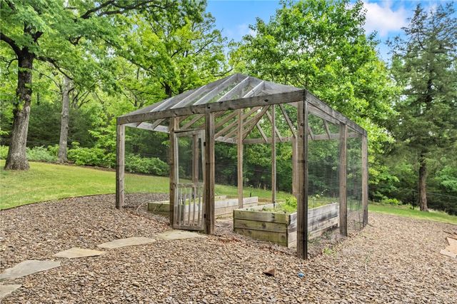 10559 Appleby Road, Farmington, AR 72730